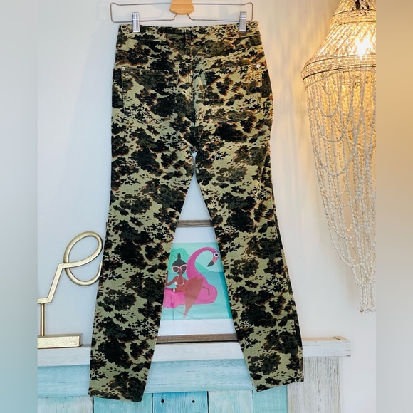 Anthropologie Pilcrc corduroy jeans Sz 28 - Picture 3 of 5